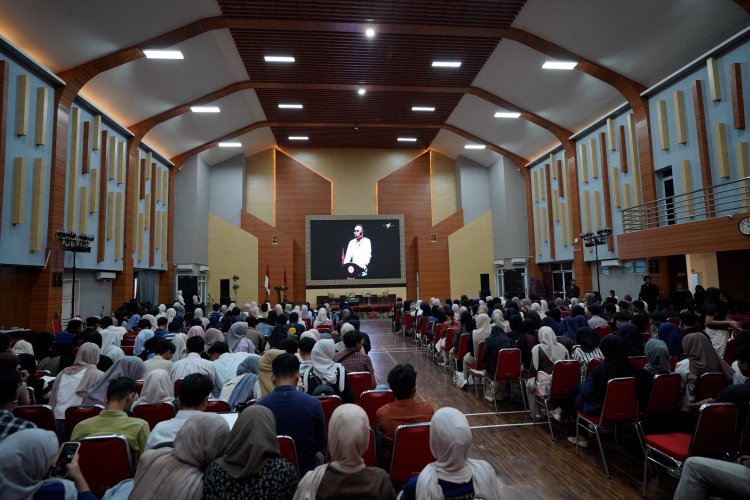 Willy Aditya Ajak Anak Muda Mengenal Pancasila Lewat Komik, Digelar di Padang Dua Hari