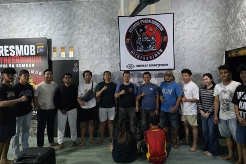 Polisi Grebek Hotel di Purus II Padang, Pria Diduga Mucikari Diciduk, Tamu Kabur