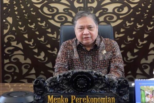 Airlangga Bantah Isu HP Gratis, Sebut Pernyataan Hashim Soal Bansos Salah Paham