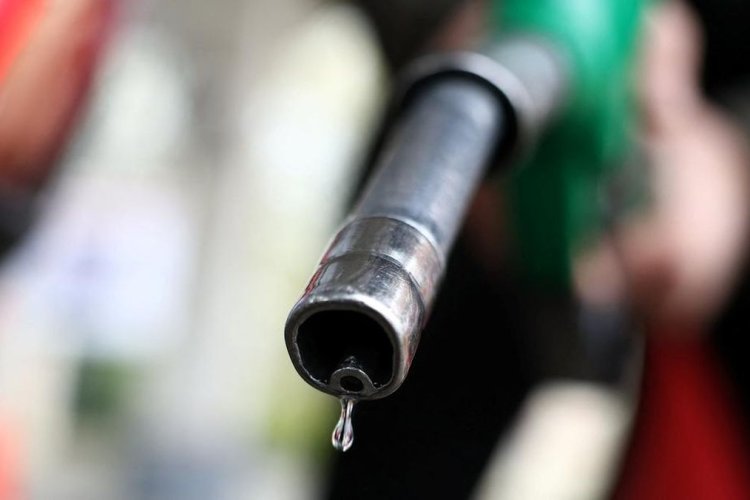 IESR Peringatkan Subsidi Energi Bisa Bengkak Rp700 Triliun jika Rupiah dan Minyak Terus Tertekan
