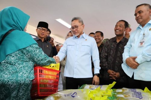 Harga Beras Bersubsidi Rp12.500 per Kg, KDKMP Mulai Salurkan Bantuan Pangan di 10.070 Titik
