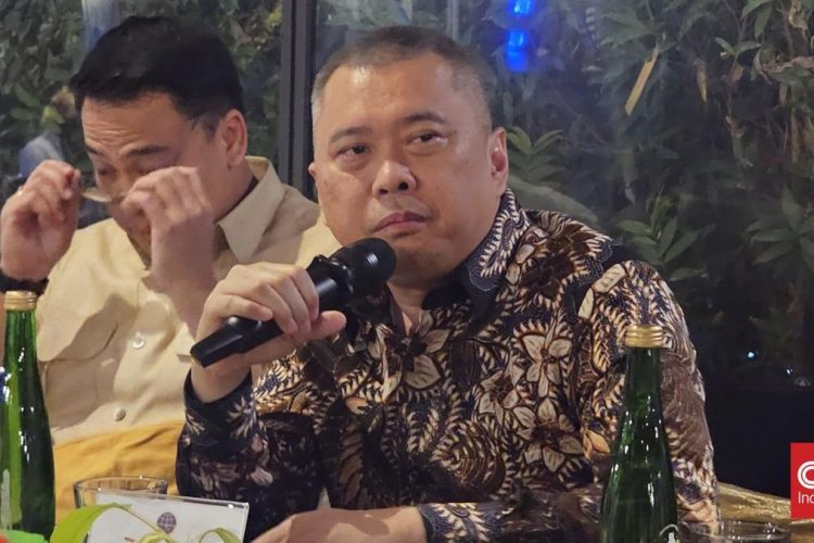 KMP Batumandi Terbakar di Alur Merak, Menhub Pastikan Seluruh Penumpang dan Awak Selamat