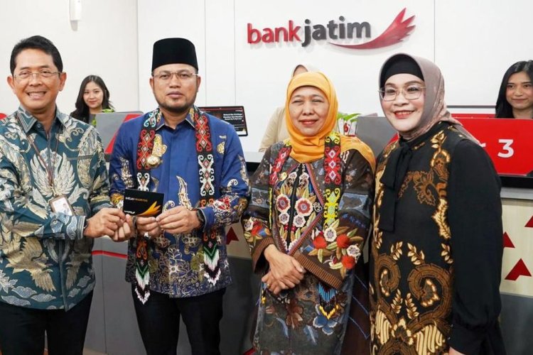 Bank Jatim Buka Cabang di Balikpapan, Khofifah Sebut Langkah Strategis Perkuat Ekonomi Jatim-Kaltim