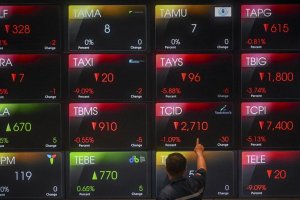 IHSG Terpuruk ke 5.057 di Penutupan Pekan, 523 Saham Ikut Ambruk
