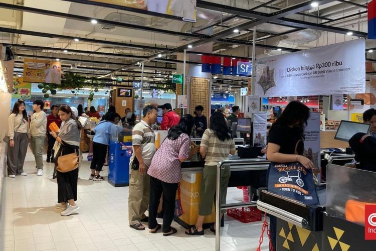 Transmart Full Day Sale Hari Ini, Harga Tangga Lipat hingga Rak Besi Turun Drastis
