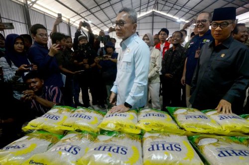 Zulhas Beberkan Harga Beras Subsidi di Koperasi Desa, Cuma Rp12.500 per Kilogram