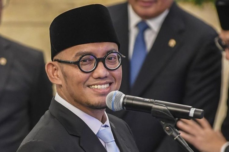 70 Ribu Jemaah Umrah Transit di Malaysia-Singapura, Wamenhaj Minta Rute Dialihkan ke Maskapai Nasional