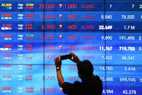 IHSG Berpotensi Lanjut Melemah, Analis Beberkan Level Support dan Saham Pilihan Hari Ini