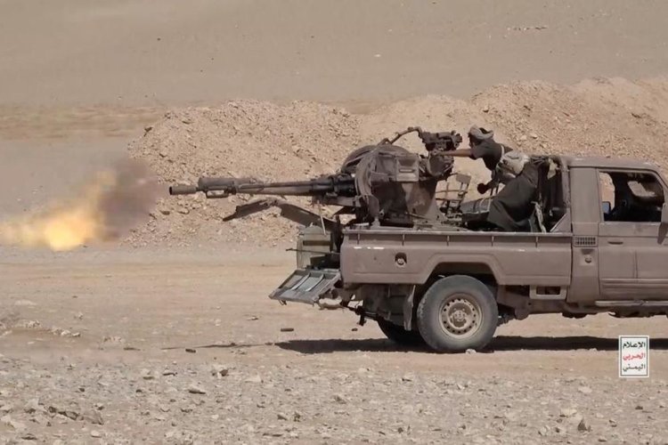 Rudal Houthi Hantam Istana Kepresidenan Yaman di Aden, Lima Orang Tewas