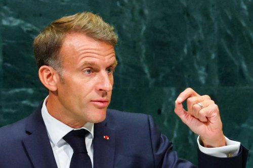 Demo Rusuh di Prancis, Macron Jadwalkan Pertemuan dengan Perwakilan Siswa di Istana Élysée