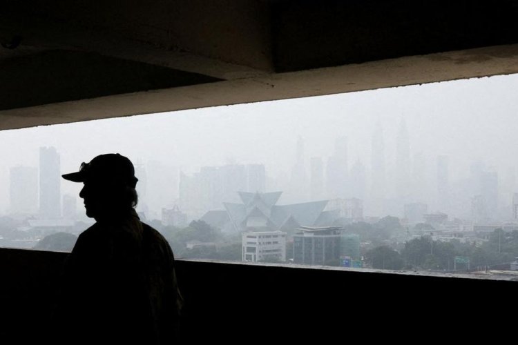 Kabut Asap Karhutla Indonesia Selimuti Kuala Lumpur, Malaysia Tunda Ujian Akhir Sekolah