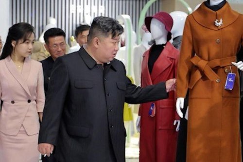 Kim Jong Un Muncul di Pameran Pyongyang, Bantah Kabar Meninggal yang Ramai di Media Sosial