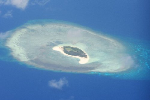 China Tuding USS Charleston Masuk Ilegal, Kapal Perang PLA Dikerahkan Membuntuti