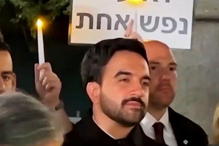 Zohran Mamdani Dihadiahi Sorakan Protes Saat Hadiri Peringatan 3 Tahun Perang Gaza di New York