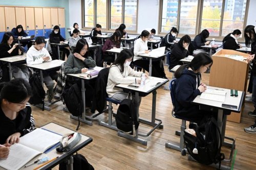 Korsel Ancam Penjara Pelajar yang Menyontek Pakai Smart Glass di Ujian Masuk Universitas