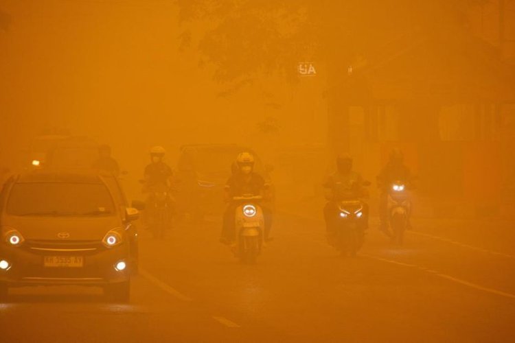 Dunia Soroti Terobosan Indonesia, Dry Ice Dipakai Redam Kabut Asap Karhutla