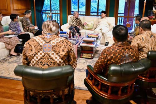 Demo Prancis Merembet ke Italia hingga Belgia, Prabowo di Hambalang Jamu Sekjen PBB