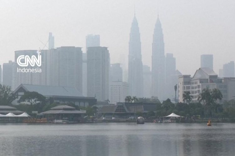 Asap Karhutla Indonesia Belum Padam, Kuala Lumpur Masih Berselimut Kabut hingga Picu Krisis Pernapasan