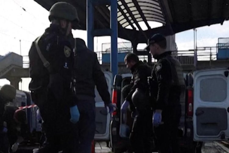 Drone Rusia Serang Peron Stasiun Dnipro Saat Padat, 14 Nyawa Melayang