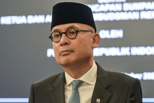Menlu RI Hubungi Malaysia, Beberkan 60 Ribu Personel dan 48 Helikopter untuk Atasi Karhutla