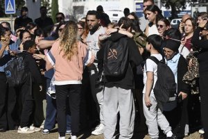 Siswa 14 Tahun Ditangkap Usai Diduga Menembak Kepala Sekolah dan Guru di Prancis Selatan
