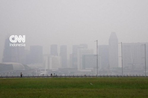 Indeks Polusi Singapura Sentuh 194, Kabut Asap Karhutla Selimuti Kota