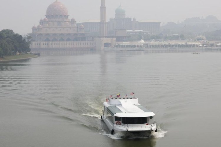 Politisi Malaysia Desak Indonesia Minta Maaf ke ASEAN soal Kabut Asap Karhutla