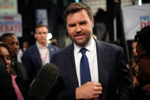 JD Vance Akui Tak Sepaham dengan Trump soal Perang Iran, Singgung Sikap Tucker Carlson