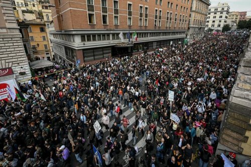 Puluhan Ribu Warga Italia Turun ke Jalan, Demo Besar Tuntut Upah Naik dan Tolak Belanja Militer