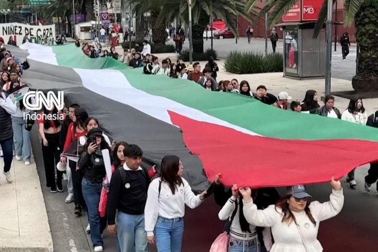 Tiga Tahun Serangan Israel di Gaza, Massa di New York hingga Pakistan Turun ke Jalan Serukan Free Palestine