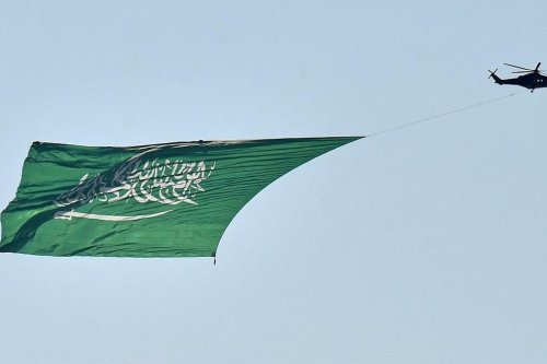 Helikopter Pengintai Arab Saudi Jatuh di Najran, Dua Awak Tewas saat Perangi Houthi