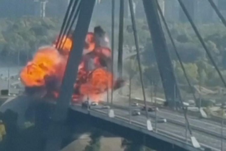 Jelang Kedatangan Kanselir Jerman, Drone Rusia Hantam Jembatan Pivnichnyi Ukraina Dua Hari Berturut-turut