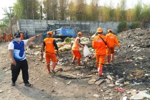 200 Petugas Gabungan Bersihkan Bekas Lapak Narkoba Kampung Ambon, Lokasi Bakal Ditata Lebih Hijau