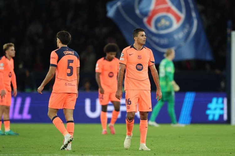 Barcelona Kalah dari PSG, Hansi Flick Ungkap Alasan Simpan Rodri demi El Clasico