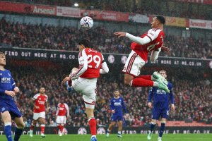 Arsenal Kalahkan Everton 2-0, Dua Bek Tengah Jadi Penentu dan Kini Samai Poin Man City