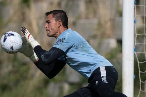 Aksi Refleks Emil Audero Curi Perhatian, La Liga Pajang Bendera Indonesia