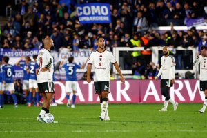 Persija Pesta Gol ke Gawang Arema, Como Bikin MU Terpuruk di Liga Champions