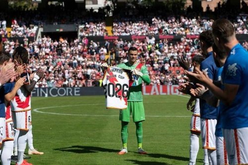 Emil Audero Disambut Guard of Honour Rayo Vallecano Usai Antarkan Indonesia Juara ASEAN Cup 2026