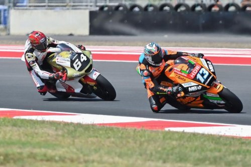 Visor Helm Terbang di Lintasan Mandalika, Practice Moto2 Dihentikan 30 Menit dan Mario Aji Finis ke-23