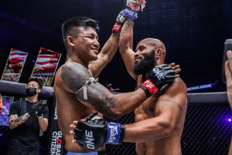 Demetrious Johnson Tolak Jadi Corner Bilal Hasan, Ungkap Alasan yang Tak Terduga
