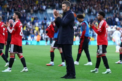 Carrick Pilih 'Pakai Headphone' Redam Tekanan, Sebut Hasil Imbang Lawan Leeds Jadi Awal Baru MU
