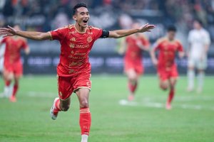 Rizky Ridho Akui Nikmati Peran Baru di Persija, Mengaku Banyak Belajar dari Gelandang Eropa