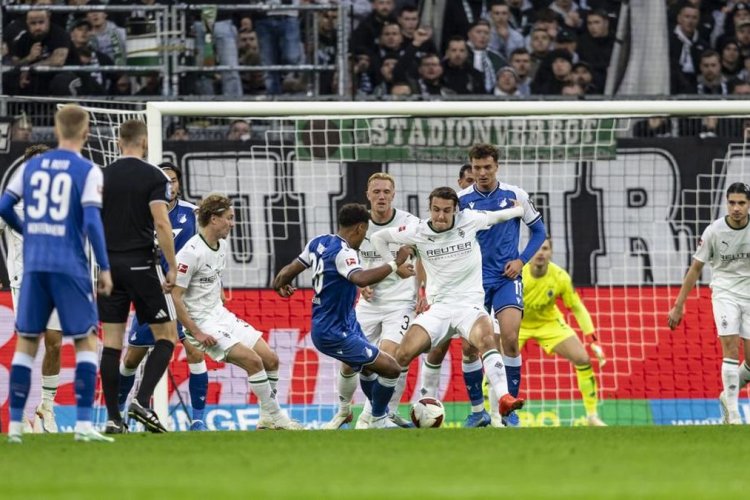 Kevin Diks Keheranan Borussia Monchengladbach Terpuruk Tanpa Poin di Enam Laga Bundesliga