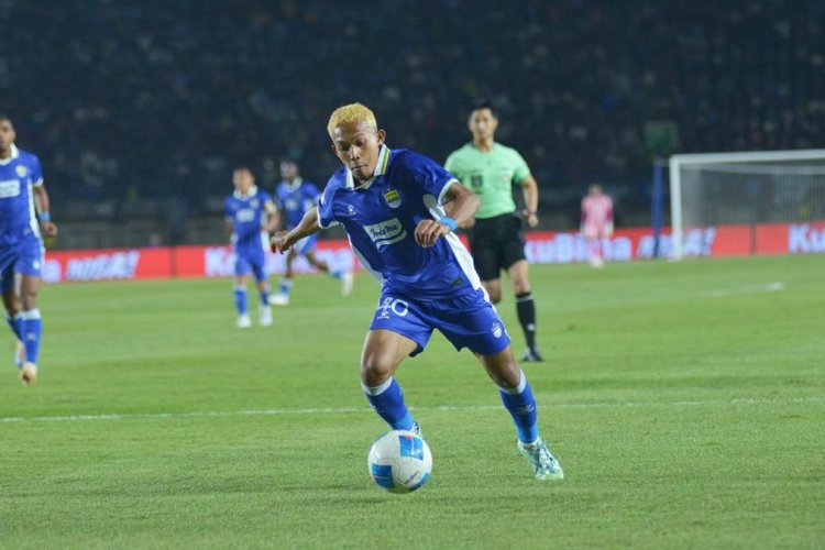 Persib Sempat Tertinggal Dua Gol, Marc Klok Selamatkan Satu Poin Lawan Dewa United