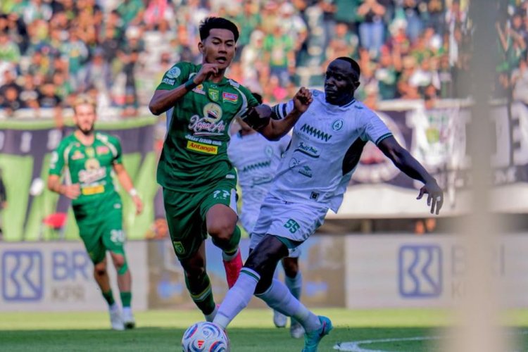 Dua Gol Sundulan Miguel Pereira Selamatkan Persebaya dari Kekalahan Dramatis atas PSS