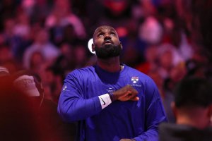 LeBron James Balas Kritik Trump soal Lagu Kebangsaan dengan Sindiran Tajam