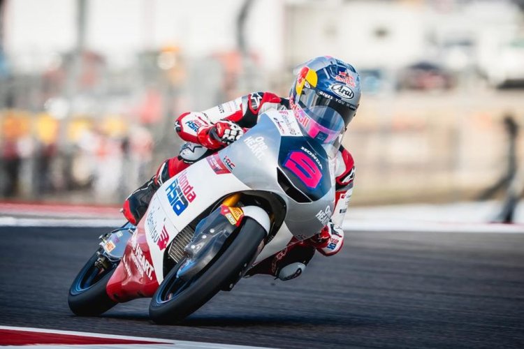 Veda Ega Gagal ke Q2 di Phillip Island, Hakim Danish Alami Crash pada Practice Moto3 Australia