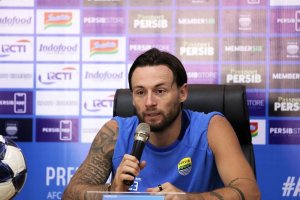Klok Pasang Target Tinggi, Persib Diminta Dominan di Asia dan Liga Domestik