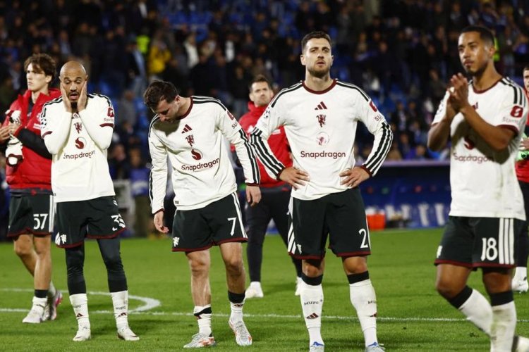 Carrick Selamat dari Pemecatan, Manchester United Langsung Dihadapkan Lima Lawan Berat