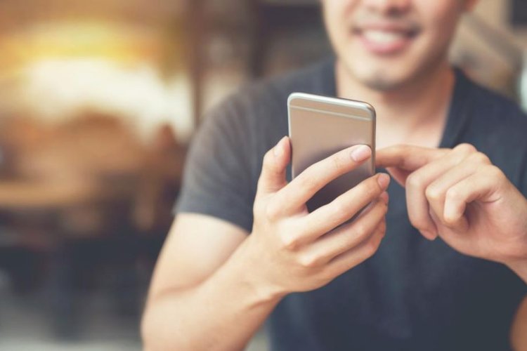 Kenali Delapan Tanda HP Disusupi Spyware, dari Baterai Boros hingga Panas Berlebih